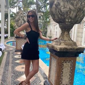 Meet your Posher, Hannah